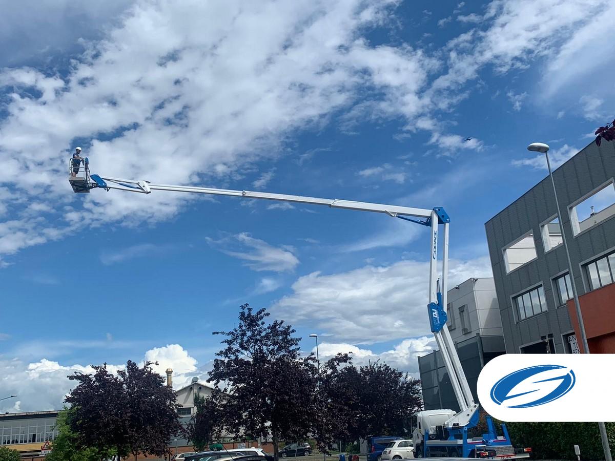 Boom lift Brisbane 32DJ