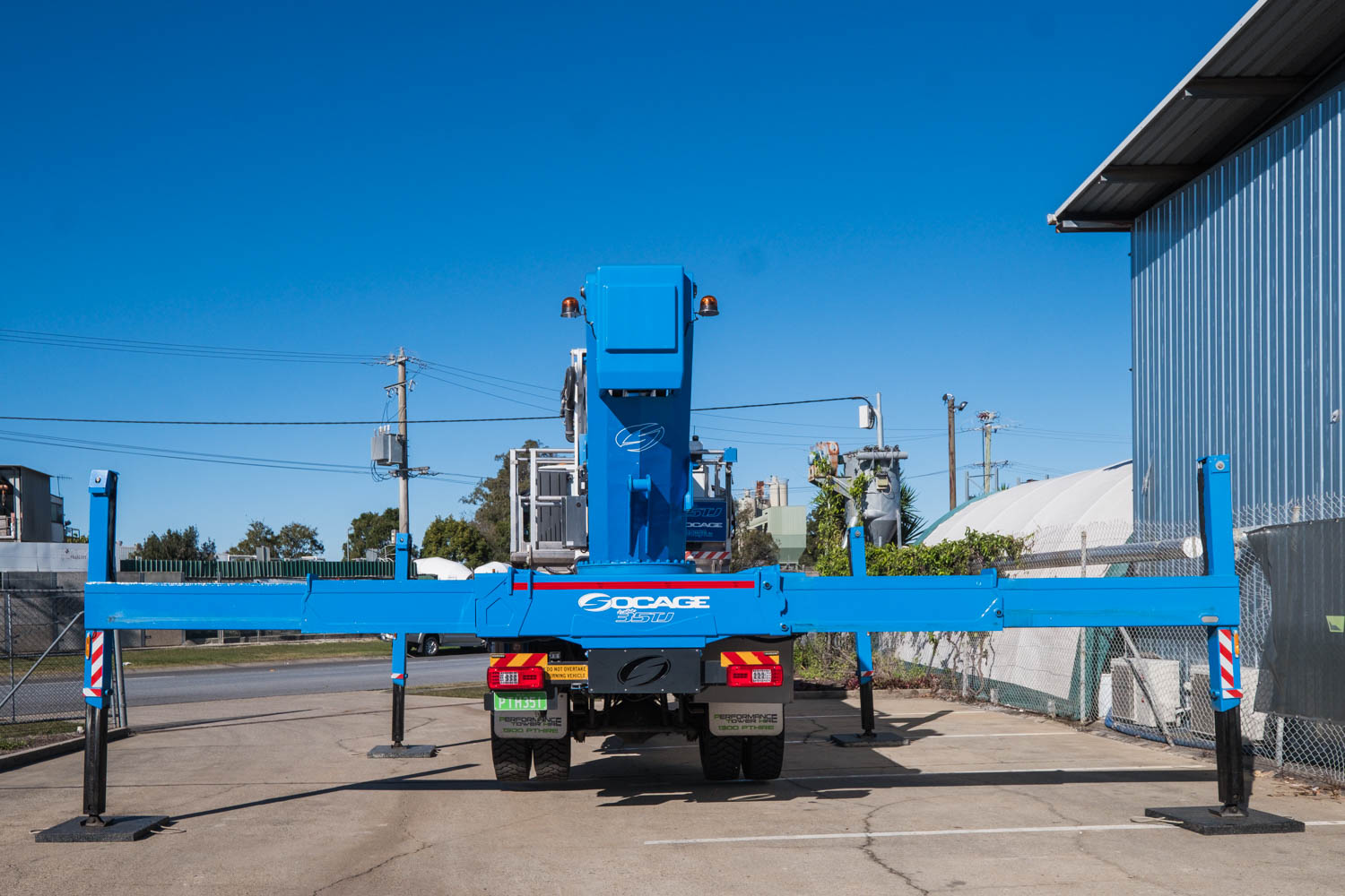 Signs It’s Time for an Elevated Work Platform Service